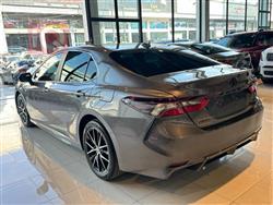 تۆیۆتا کامری